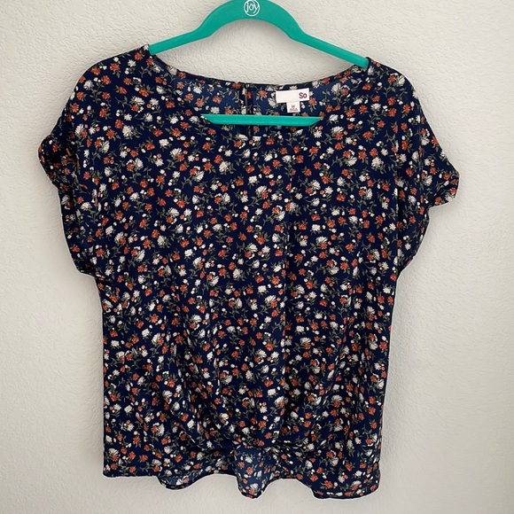 Floral Flowy T-shirt with Front Tie - Picture 1 of 9